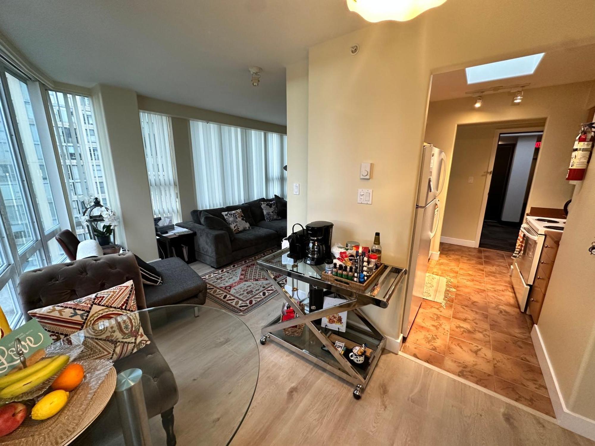 Penthouses Of Beach Ave Ванкувер Екстер'єр фото